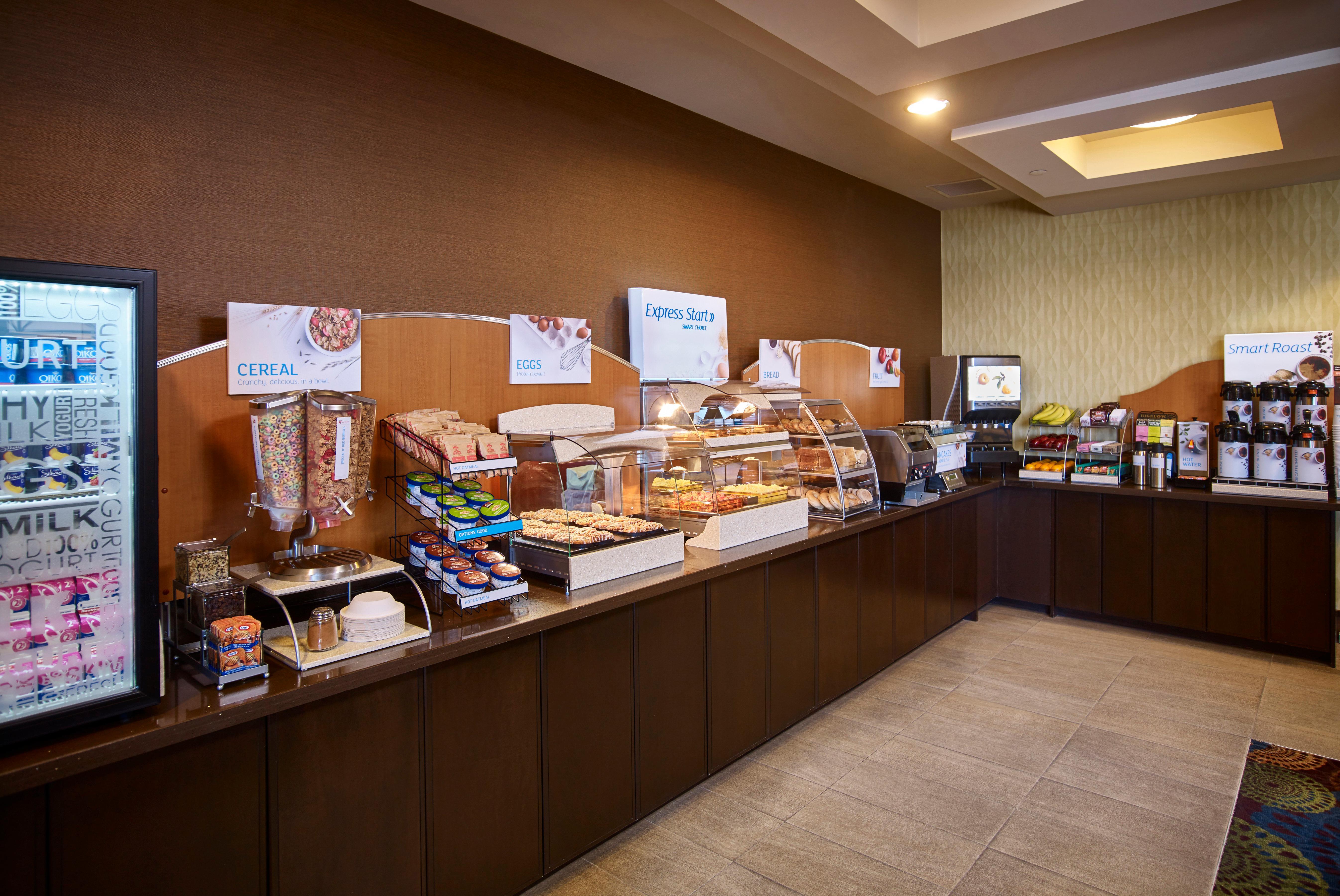 Holiday Inn Express And Suites Timmins By Ihg Exterior foto