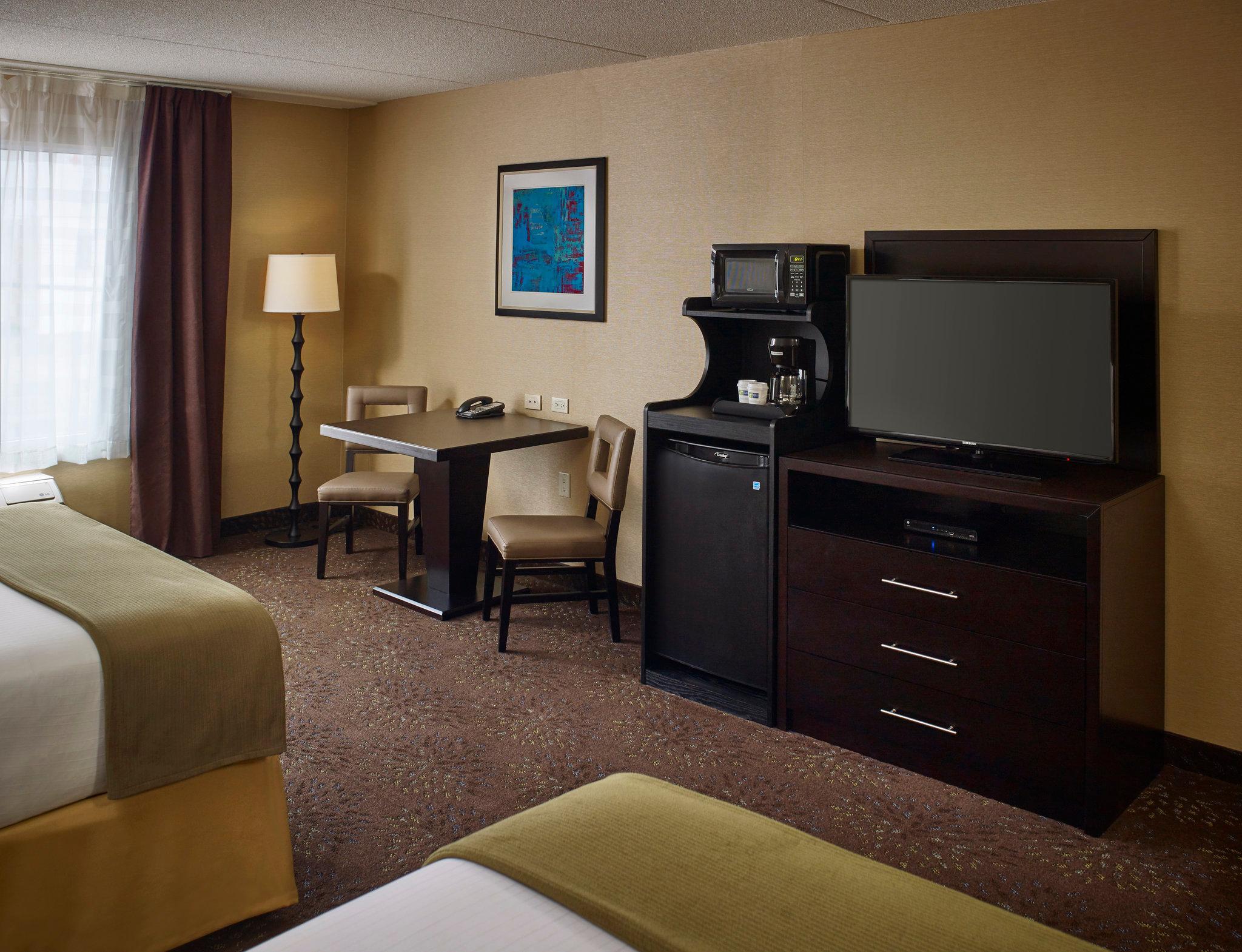 Holiday Inn Express And Suites Timmins By Ihg Exterior foto