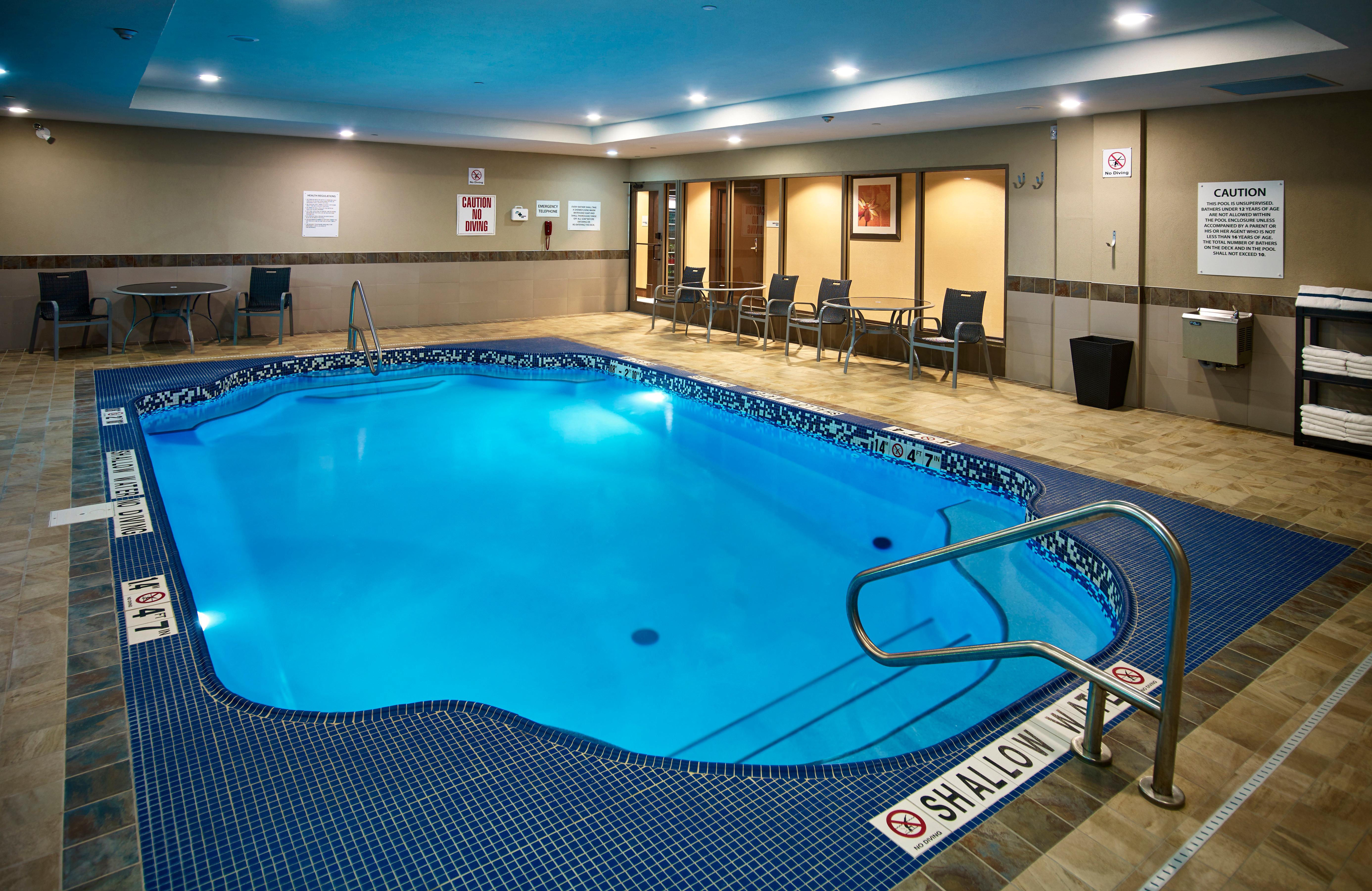 Holiday Inn Express And Suites Timmins By Ihg Exterior foto