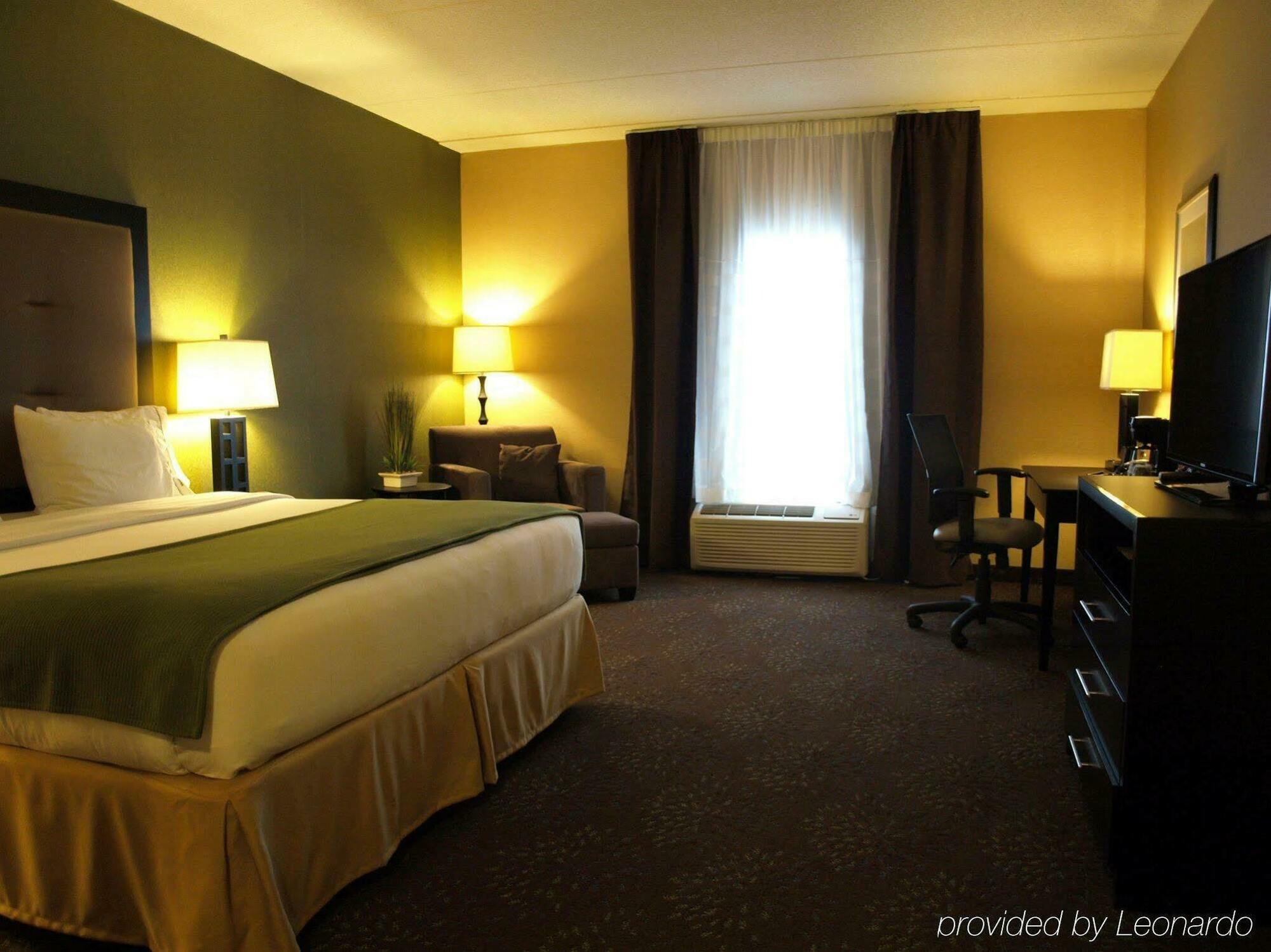 Holiday Inn Express And Suites Timmins By Ihg Exterior foto