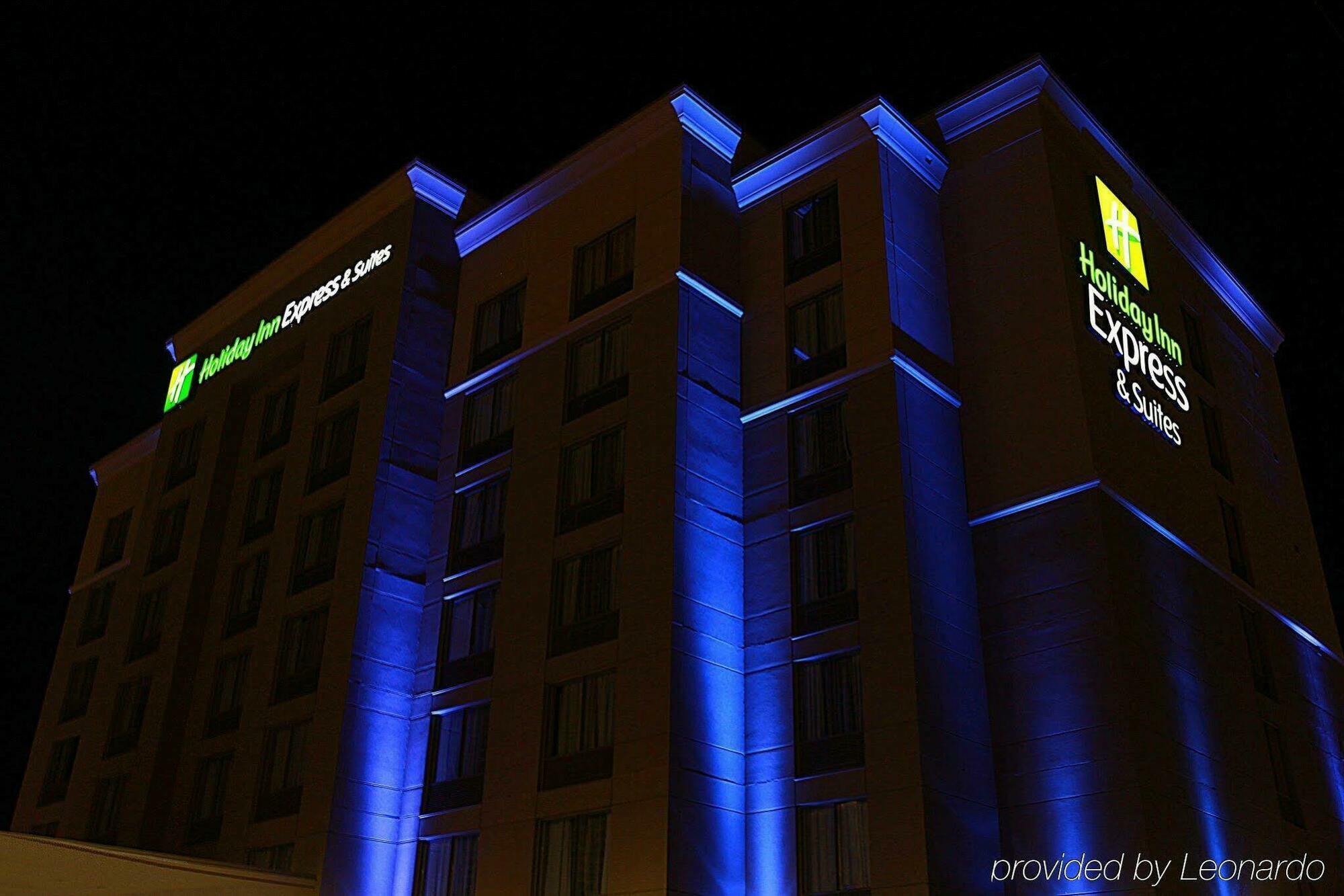 Holiday Inn Express And Suites Timmins By Ihg Exterior foto