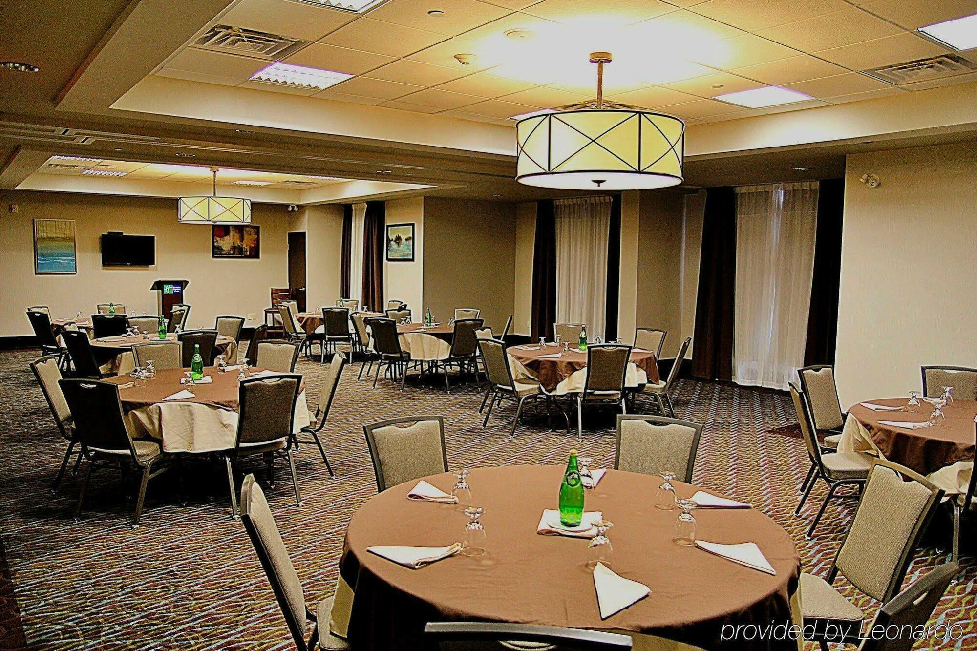 Holiday Inn Express And Suites Timmins By Ihg Exterior foto